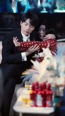 She Divorced Him After Being a Replacement—Now the CEO Breaks Without Her! #cdrama