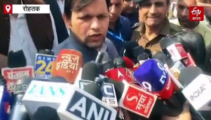 रोहतक बॉस्केटबॉल प्लेयर मौत मामला: खिलाड़ी हार्दिक राठी के घर पहुंचे खेल मंत्री गौरव गौतम, दिया निष्पक्ष जांच का भरोसा