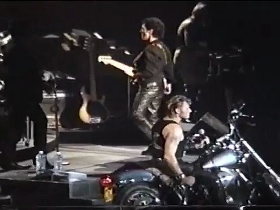 1992 - Johnny Hallyday - Gabrielle (Harley différente – Amateur – Bruxelles – 17 Octobre)