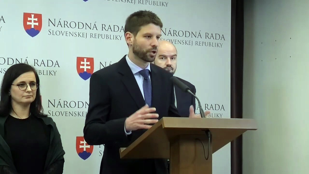 ZÁZNAM: M. Šimečka: PS nikdy nenavrhovalo rušiť Benešove dekréty, premiér klame