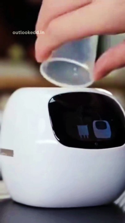 Smart Pet Planter Robot 🌱🤖 Cute Plant Buddy with Emojis & Fun Gestures | Makes Plant Care Easy