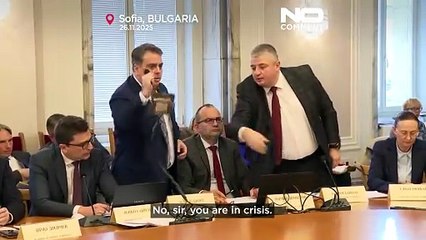 Bulgária: Milhares manifestam-se em Sofia e enfrentam a polícia