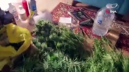 Evini uyuşturucu imalathanesine çevirmiş