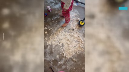 Kids Make Huge Mess With Flour While Mum Feeds Baby