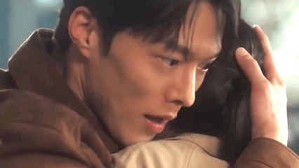 An Unexpected Hug in Dynamite Kiss on Netflix