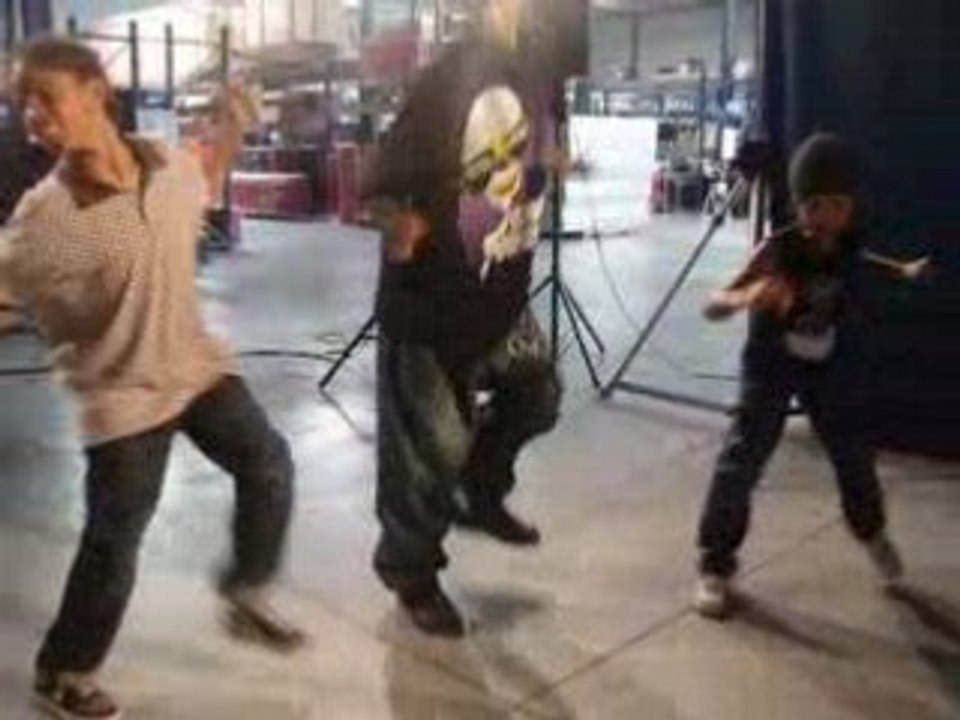 Mel Marcus et laurent en plein délire au tournage de gulli