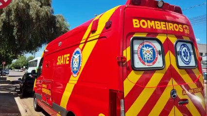 Mulher fica ferida em acidente entre moto e carro no Santo Onofre em Cascavel