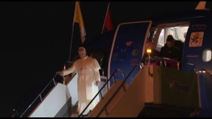 Papa in Turchia, lascia Ankara per raggiungere Istanbul