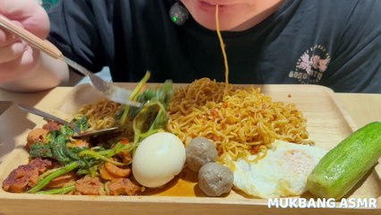MUKBANG ASMR - MIE GORENG SOSIS BAKSO TELUR