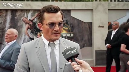 Rupert Friend Says 'Jurassic World Rebirth' is a "Love Letter to Spielberg" | THR Video