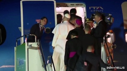 Papa in Turchia, lascia Ankara per raggiungere Istanbul