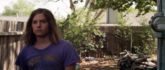 Oz and Freddy make friends and enemies during their last weekend in suburbia. HD ( Adventure, Comedy, Drama )