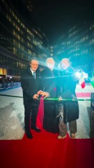 Fontana - Si è appena conclusa l’inaugurazione di Natale a Palazzo Lombardia (27.11.25)