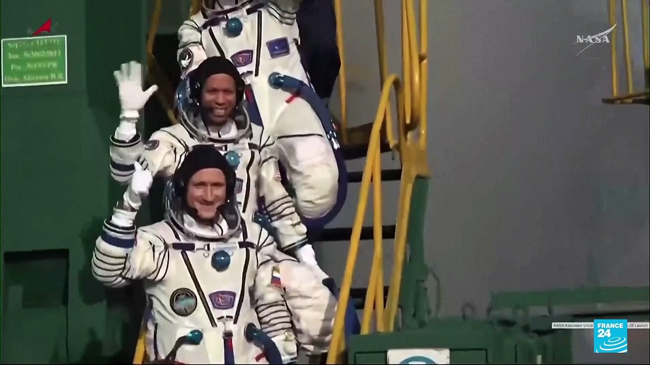 Dos cosmonautas y un astronautas se integran a misión de la Estación Espacial Internacional