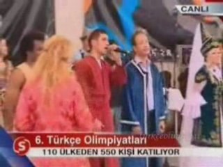 Hepimiz Kardeşiz Düanya Renkleri Korosu