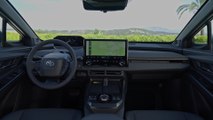 Der neue Toyota bZ4X - Innenraum mit neuer Armaturentafel