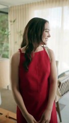 Robert, a low-profile group president, is deeply attracted to the charming and playful Sarah.