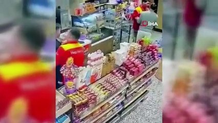 Alkollü saldırgan akaryakıt istasyonu çalışanını kovalayıp darbetti