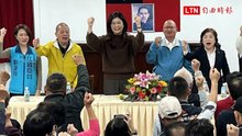 鄭麗文參拜紫雲巖觀音  喊話讓藍營繼續執政中市