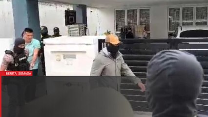 SPRM serbu rumah Albert Tei