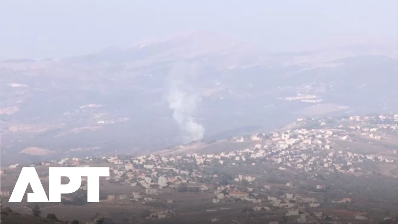 Israel Strikes Hezbollah Targets in Southern Lebanon — Smoke Seen From Israel | APT
