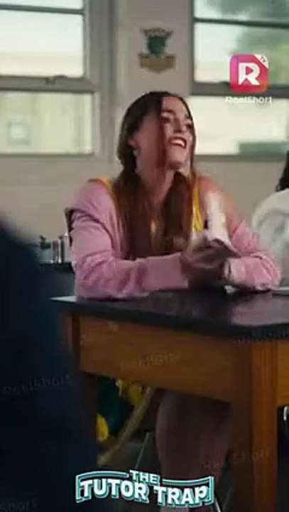 School hockey star asks brainy wallflower to be his chemistry tutor? - The Tutor Trap - ReelShort