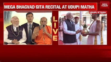 PM Modi at Udupi Sri Krishna Matha: 1 Lakh Devotees Chant Gita