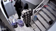 Bahçelievler’de şüpheli kadınlar ev sahibinin kamerasına takıldı: Sizi görüyorum