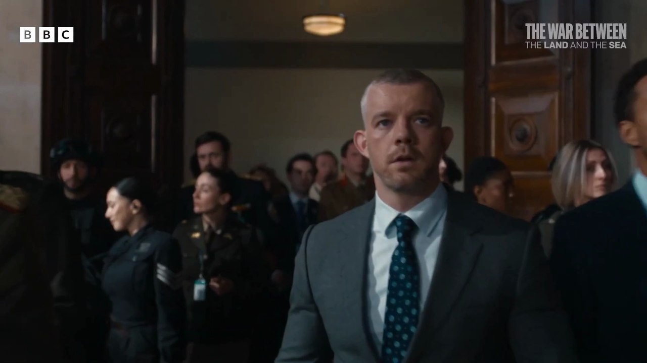 The War Between the Land and Sea Trailer (2) OV