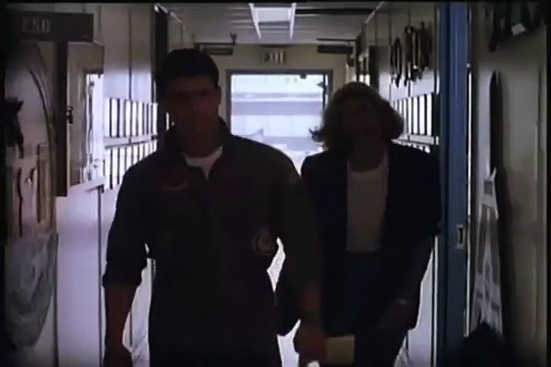 Top Gun Trailer OV