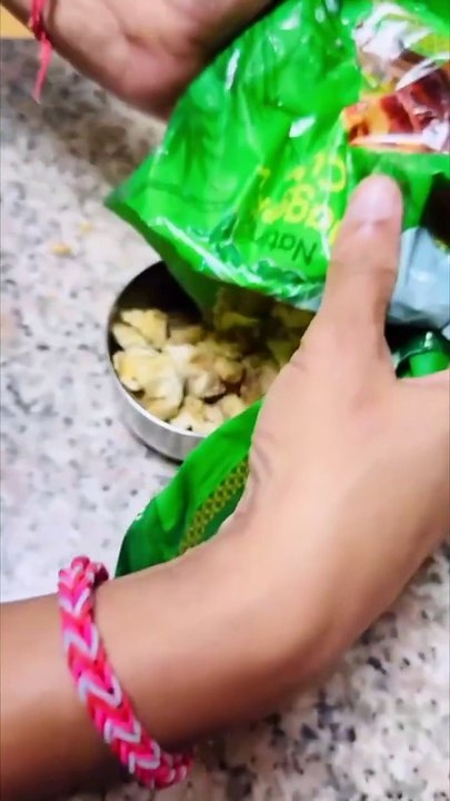 हेल्दी मूंगफली की गजक बनाए मिनटों में God Ki Gajak Recipe #food #foodlover #shorts #easy ##winter