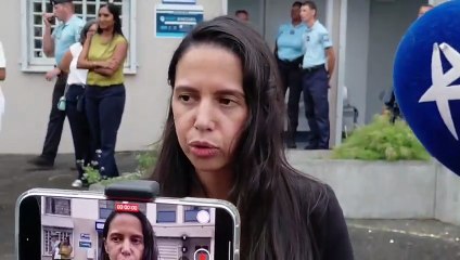 La ministre des Outre-mer Naima Moutchou en visite à La Réunion