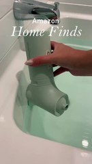 Waterproof Shower Phone Holder: The Ultimate Bathtub Entertainment Accessory
