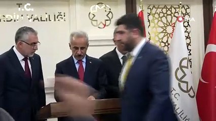 Bakan Işıkhan: "İşsizlik oranımız geçen aya göre 0,1 puan azalarak yüzde 8,5 oldu"