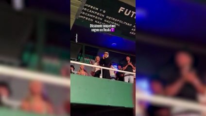 Rosalía llegó a la Argentina y se fue directo a ver el show de una banda nacional