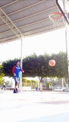 UNOS A TRABAJAR OTROS A ESTUDIAR Y NOSOTROS DE VACATIONS JUSTAS Y NECESARIAS Y DE MI VIVEN EN MX YO LES DOY DE TRAGAR