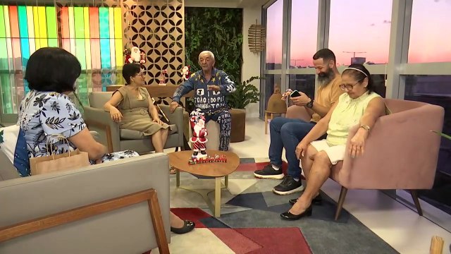 Nos Bastidores da Gravação do Clipe Natalino da TV Jornal para 2025: Convidados Especiais, Refeições Deliciosas e Muito Espírito Festivo .