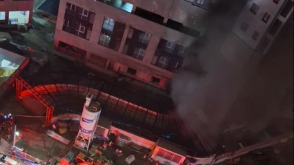 공사 중인 아파트 지하주차장에서 불...2시간 반 만에 진화 / YTN