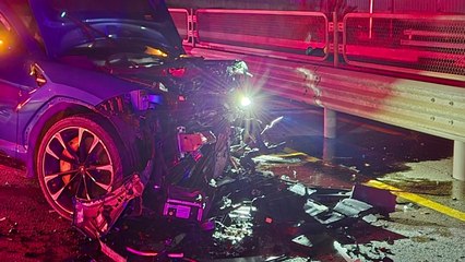 정읍서 역주행 차량, 람보르기니와 충돌...1명 사망·3명 부상 / YTN