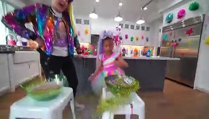 Billionaire Kylie Jenner Makes Less Money Than Taylor Swift According To Forbes