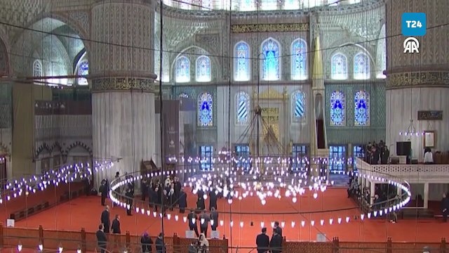 Papa 14. Leo, Sultanahmet Camisi'ni ziyaret etti