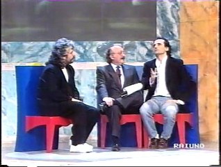 Pino Daniele e Massimo Troisi ospiti di Gianni Minà (Alta Classe)