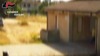 Timbrano il cartellino ma sono a fare spesa, indagati 7 dipendenti dell'Asp di Reggio in servizio a Bovalino