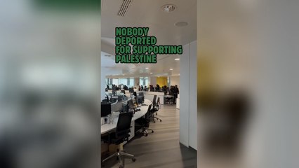 L'assalto alla Stampa di Torino nei video diffusi sui canali social dei manifestanti