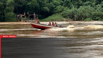 Gadai nyawa seberang arus deras, elak balak hanyut di Sungai Kelantan