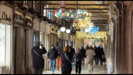 Venezia, tornano a San Marco i lampadari artistici di Murano