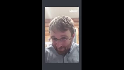 Un loup utilise des outils pour se nourrir