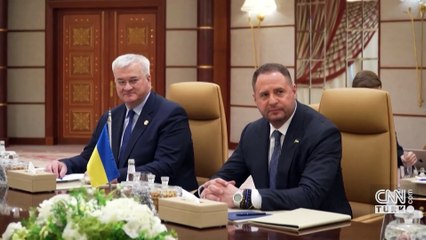 Zelenski'nin en yakın ismi istifa etti