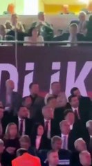 CHP kurultayında dikkat çeken anlar: Erdoğan yuhalandı, AK Partili isim salonu terk etti