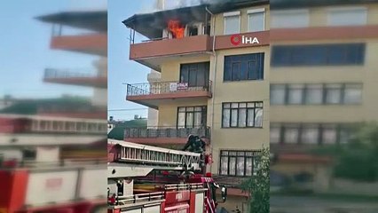 Antalya’da yangın faciası! Mahsur kalan aile son anda kurtarıldı